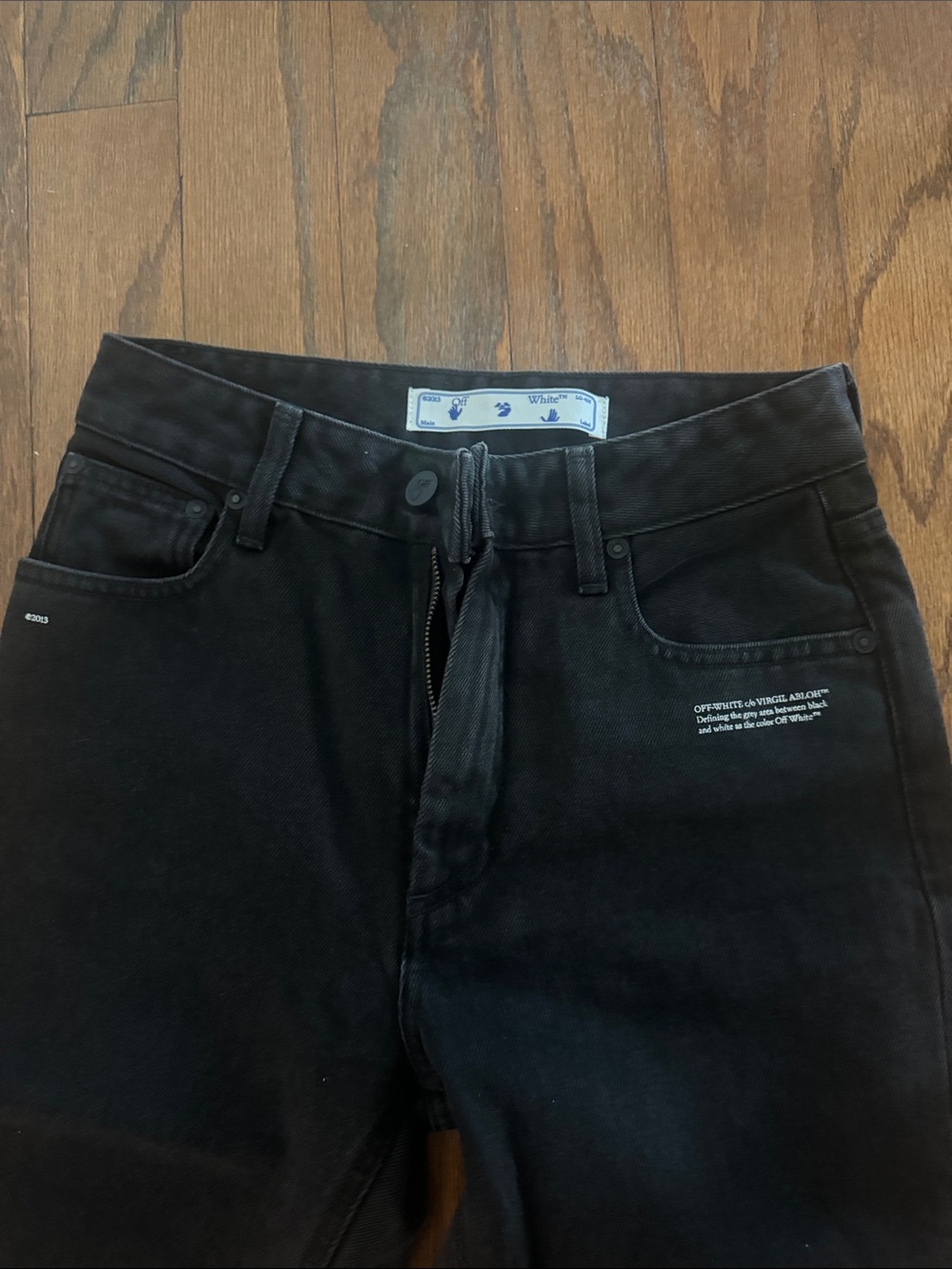 Off-White Women's Slim Black Jeans - Picture 2 of 4